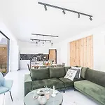 Vie Bleu 1 Villa *