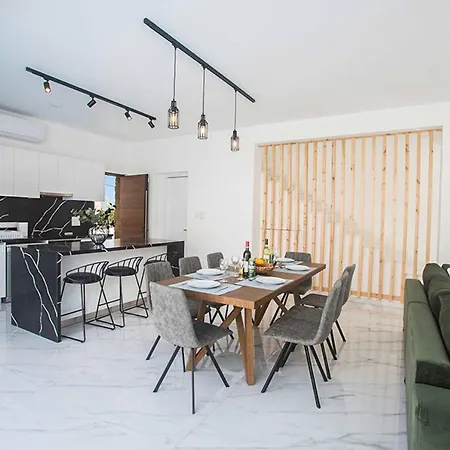 Vie Bleu 1 Villa Protaras